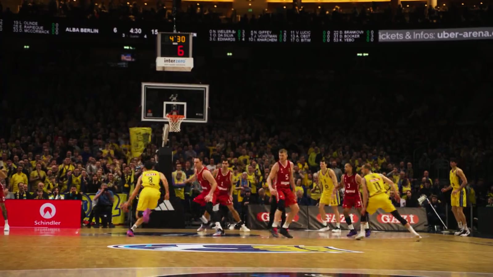 ALBA BERLIN × FC BAYERN still 4