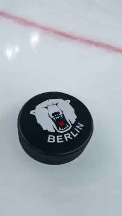 BURGERMEISTER × EISBÄREN still 2