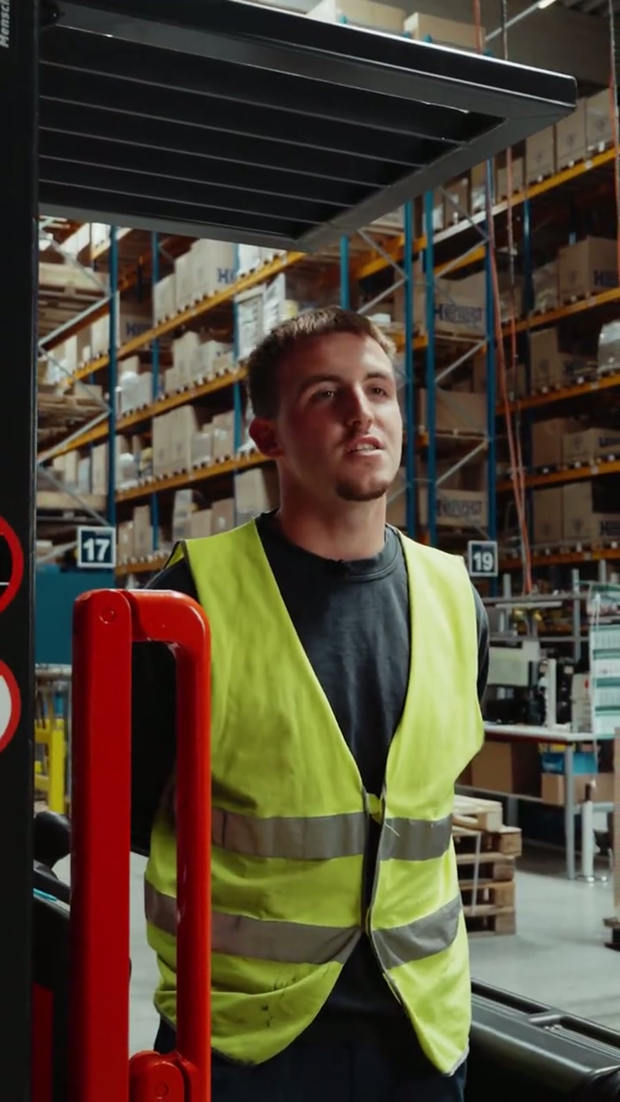 DB SCHENKER × JOBFLOW still 3