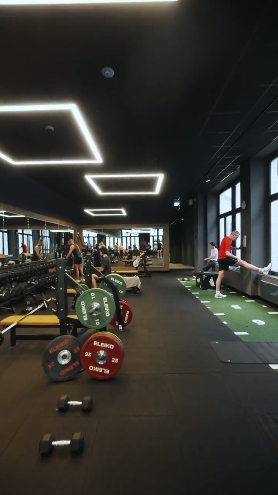 EVO FITNESS still 2