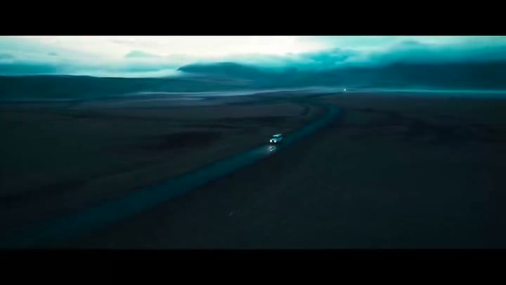LAND ROVER still 3